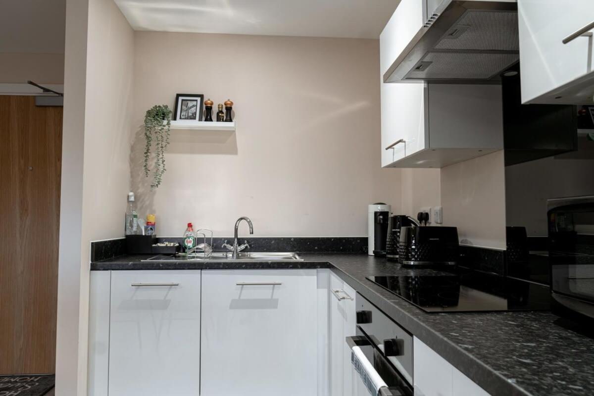 Modern 1 Bedroom Apartment In Manchester Exterior foto