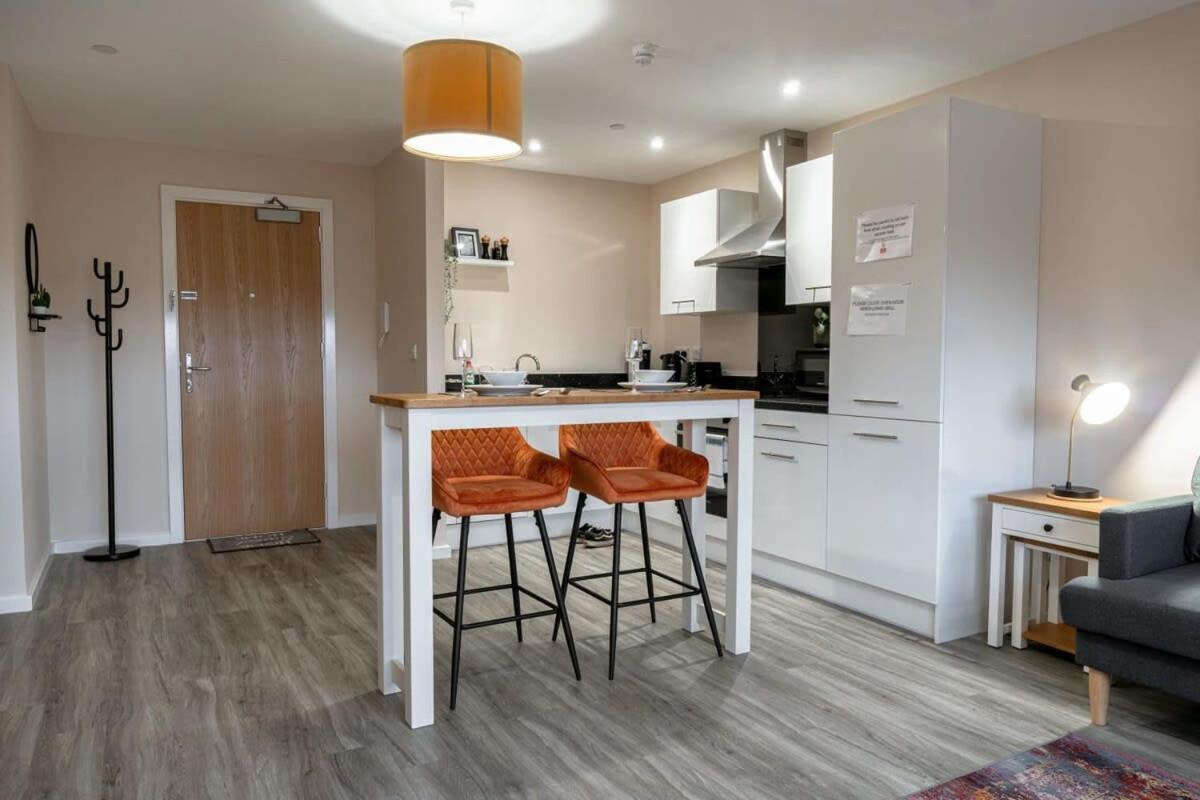 Modern 1 Bedroom Apartment In Manchester Exterior foto