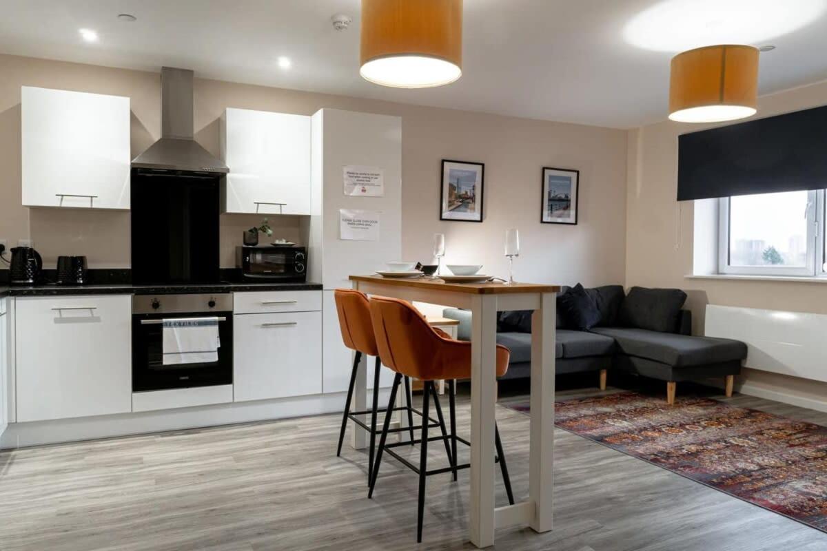 Modern 1 Bedroom Apartment In Manchester Exterior foto